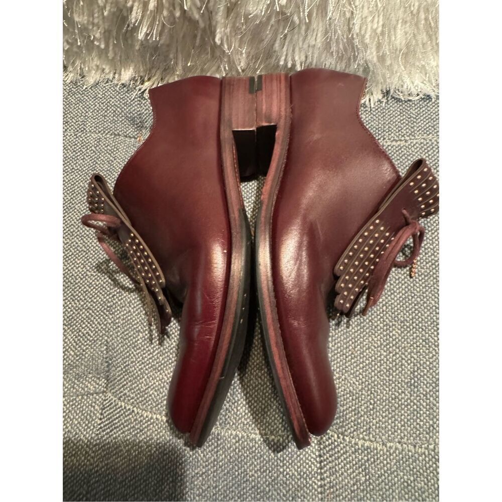 THE OFFICE OF ANGELA SCOTT Ms. Jane Burgundy Leather Women's Kiltie Oxford. 37.5 - Picture 7 of 8